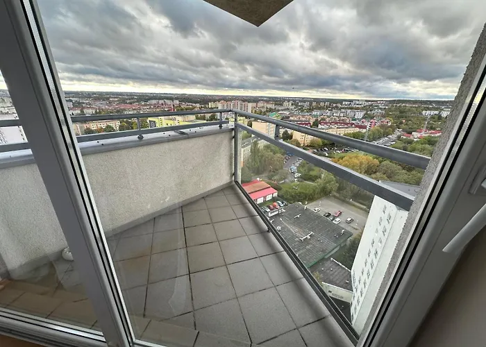 Daire Tower - Sky Line *