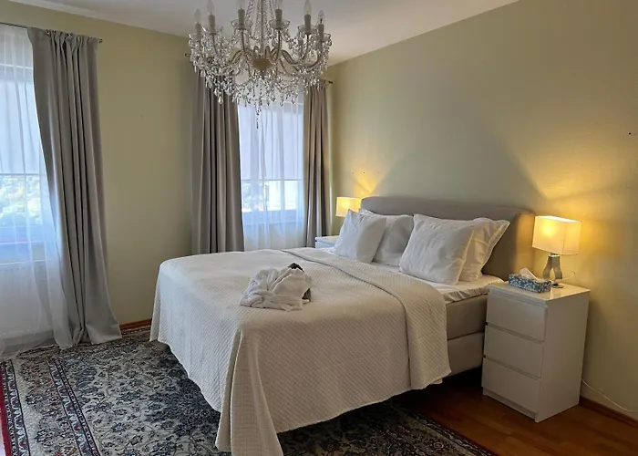 Daire Tower - Sky Line *